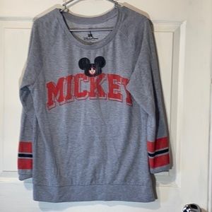 Disney parks Mickey Mouse sweater large